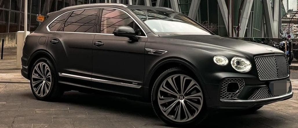 Bentley Bentayga: view 2