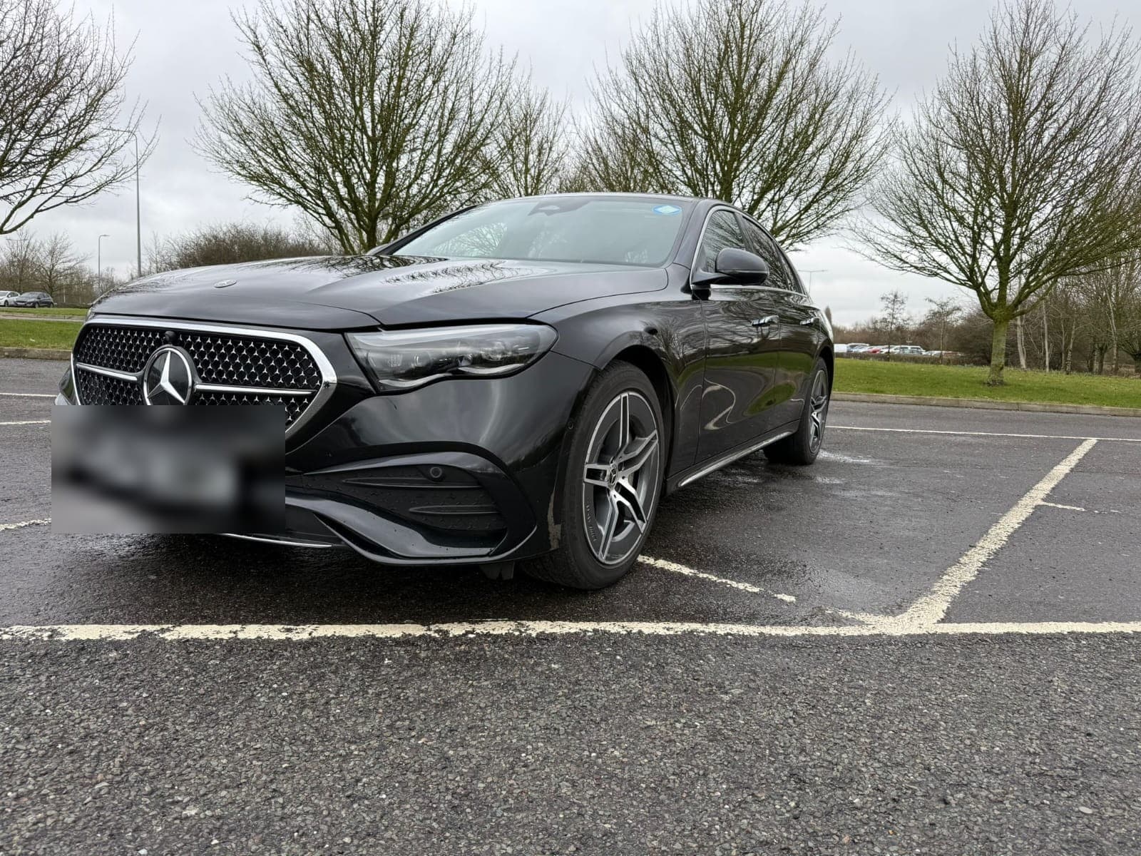 Mercedes-Benz E-Class: view 2