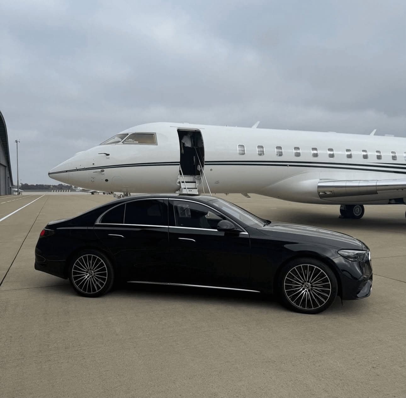 Mercedes-Benz E-Class: view 1