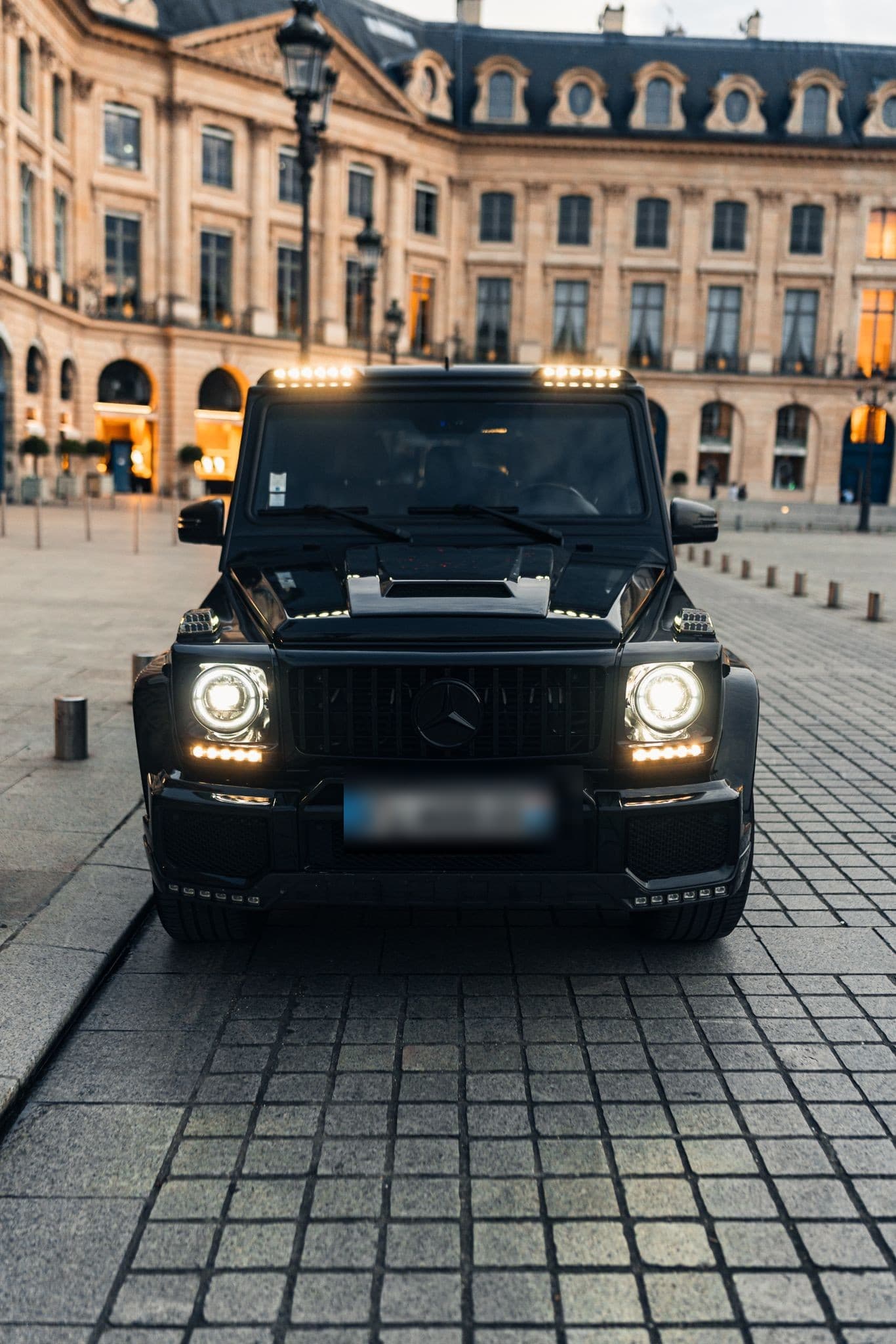 Mercedes-Benz G-Class: view 1