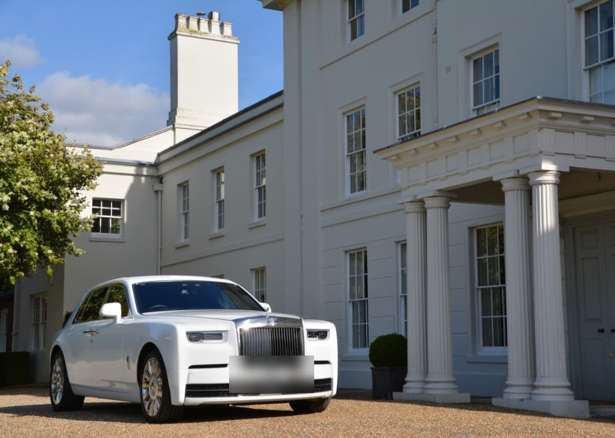 Rolls-Royce Phantom Extended: view 1