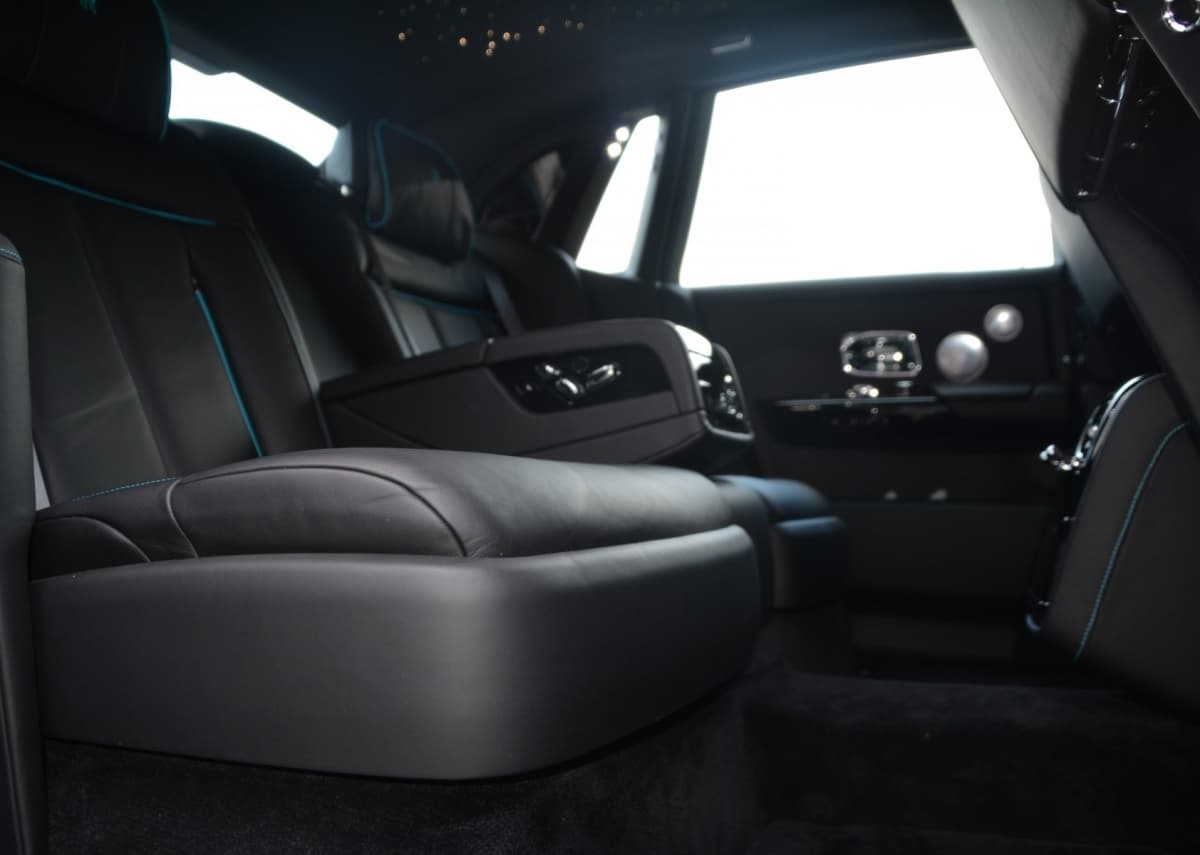 Rolls-Royce Phantom Extended: view 2