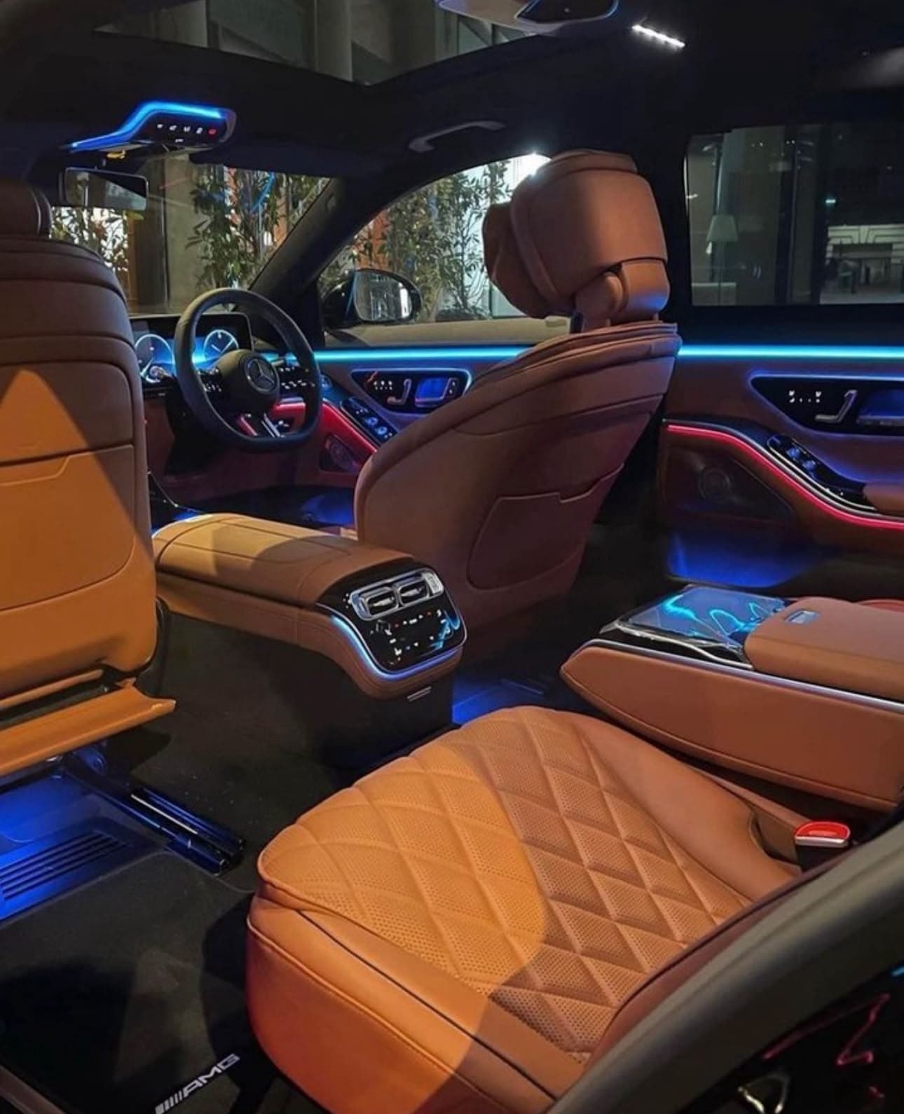 Mercedes-Benz S-Class: view 3