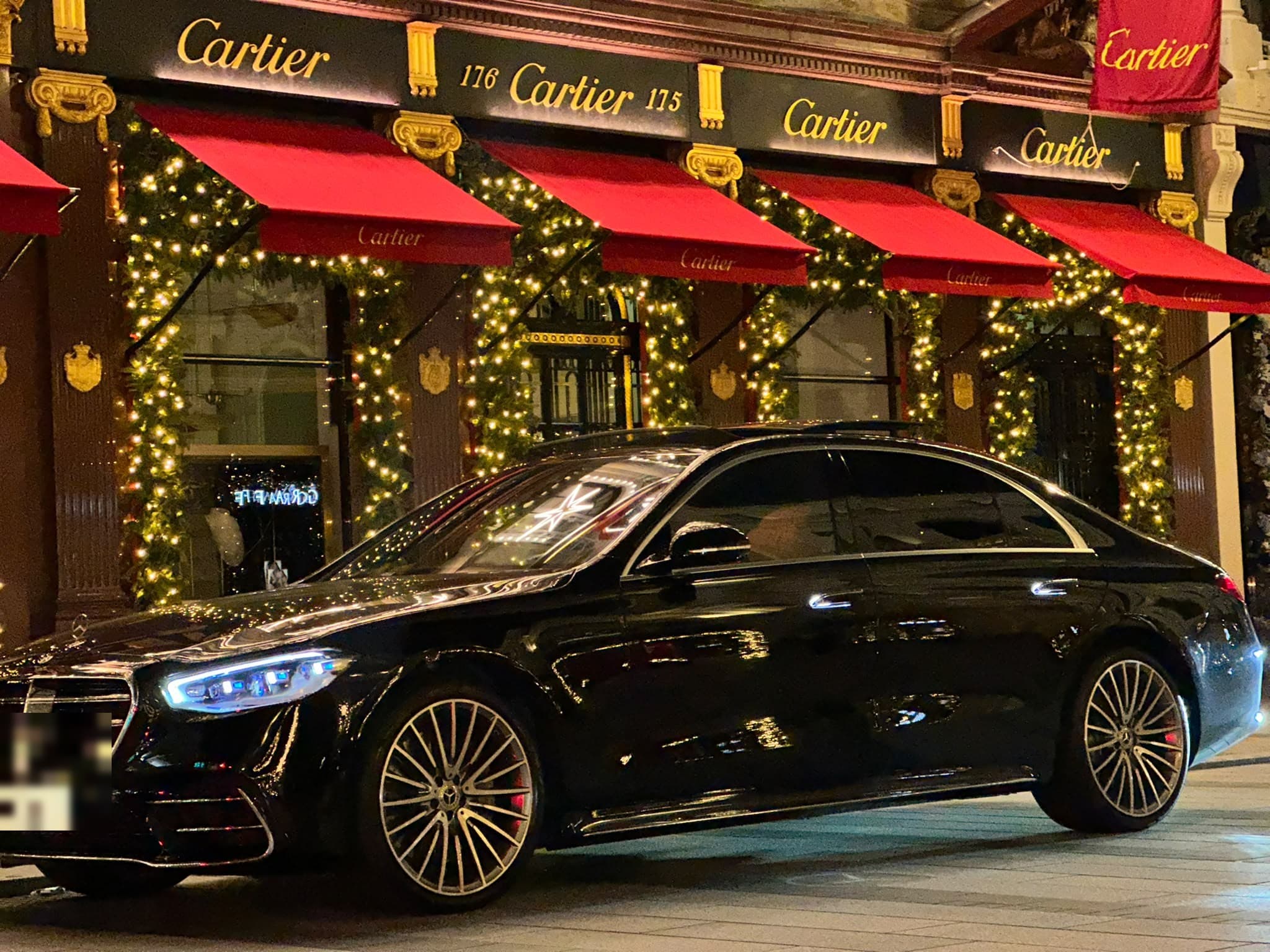 Mercedes-Benz S-Class: view 1