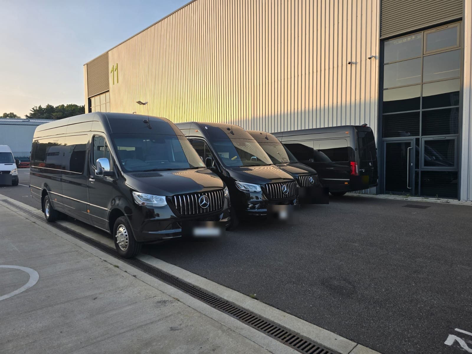 Mercedes-Benz Sprinter VIP — view 1