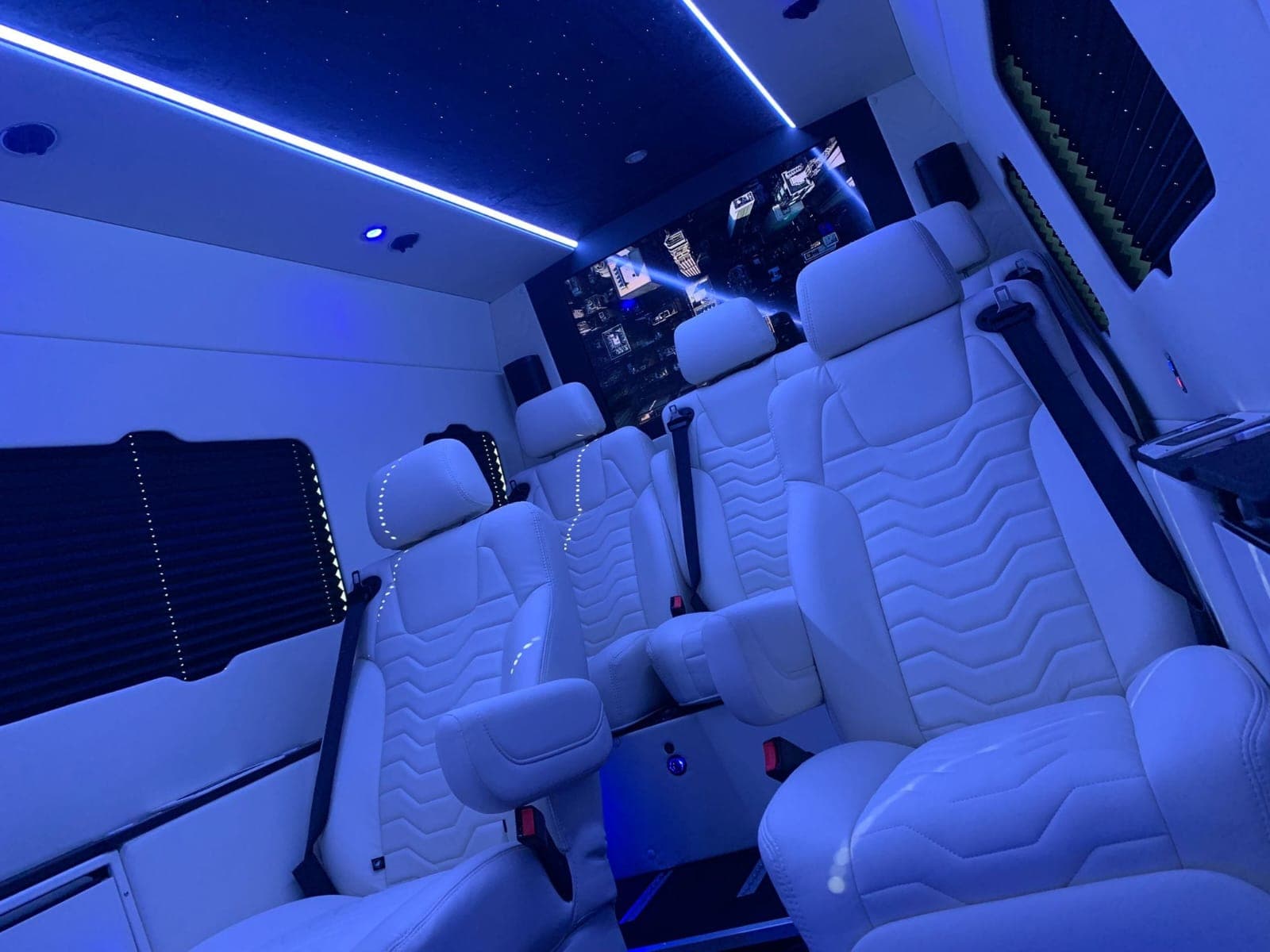 Mercedes-Benz Sprinter VIP: view 3