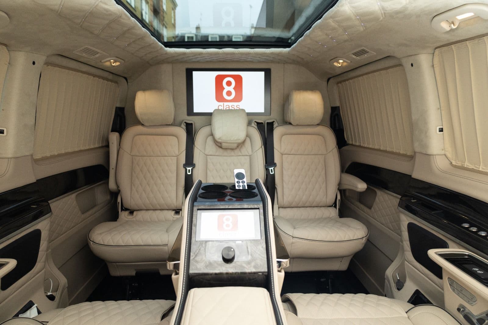 Mercedes V-Class VIP Senzati — view 2