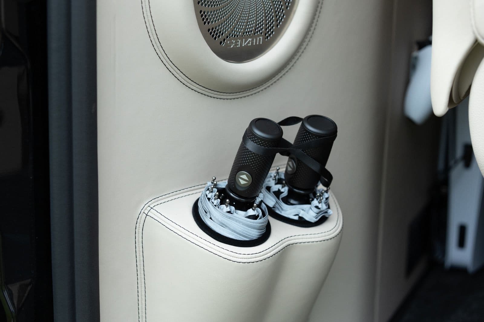 Mercedes V-Class VIP Senzati: view 3