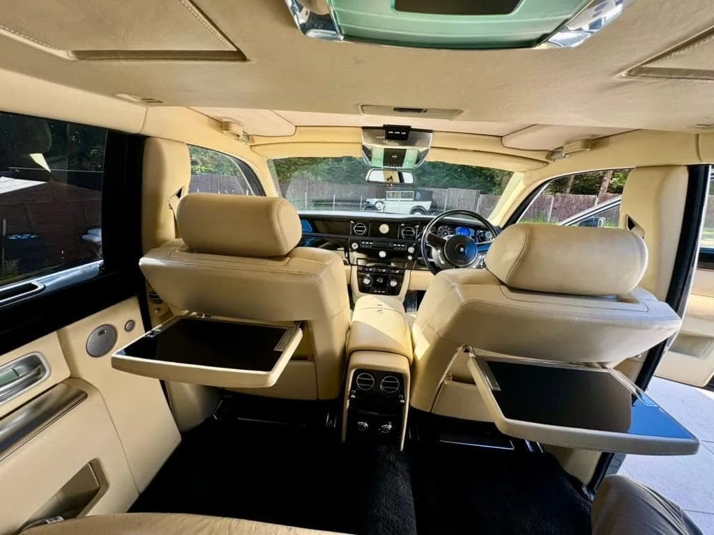 Rolls-Royce Ghost Extended: view 5