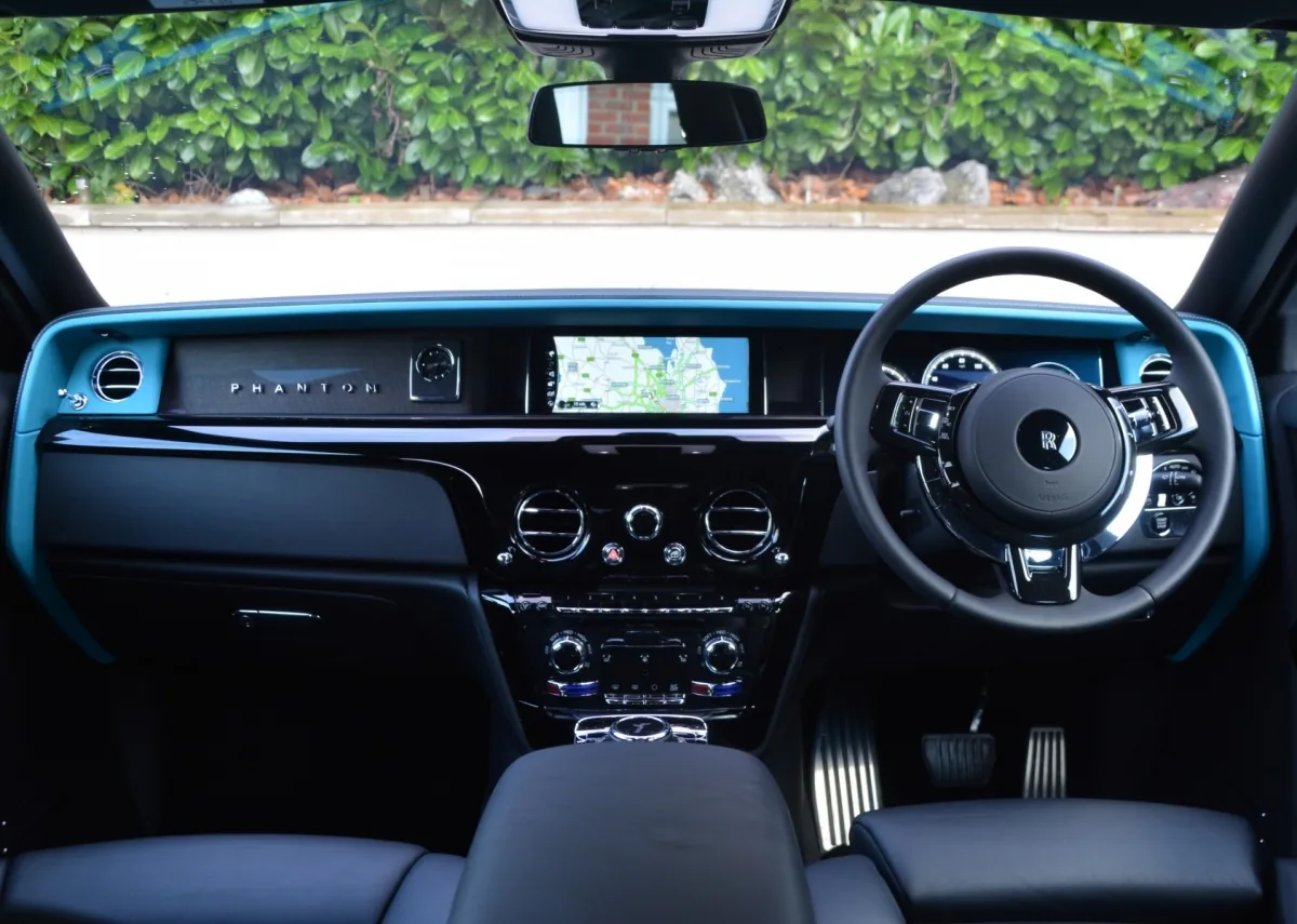 Rolls-Royce Phantom Extended: view 5