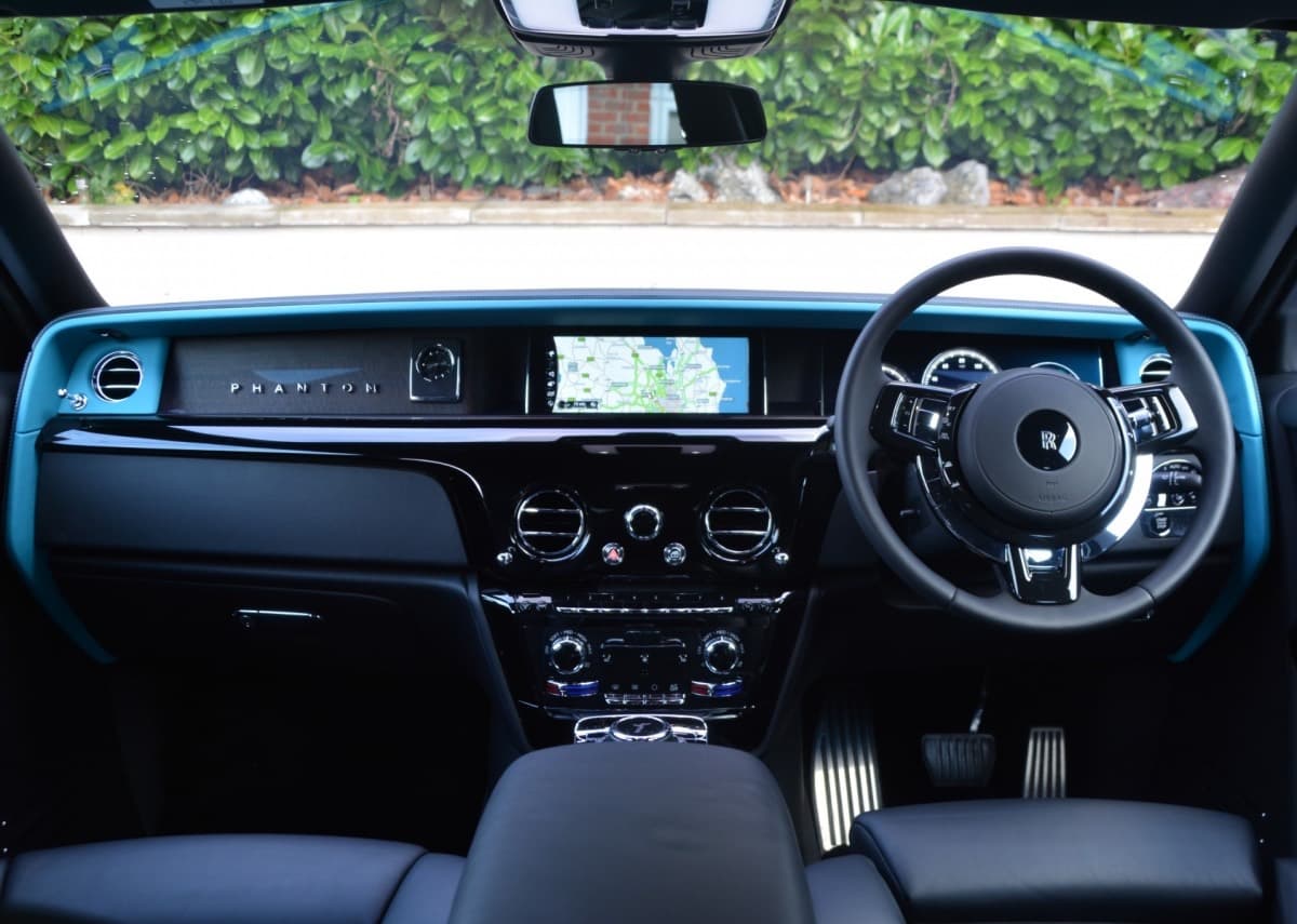 Rolls-Royce Phantom dashboard